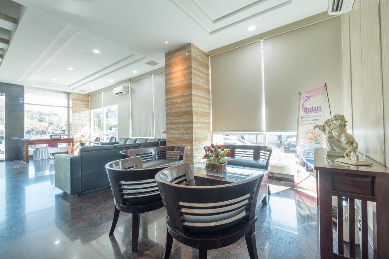 Oyo 1114 Hotel Denpasar Makassar Exterior photo