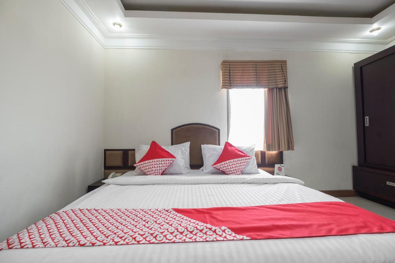 Oyo 1114 Hotel Denpasar Makassar Exterior photo
